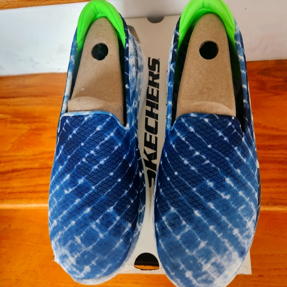 SKECHERS GO WSLK HYDRA GLIDE SHOES SZ 8.5